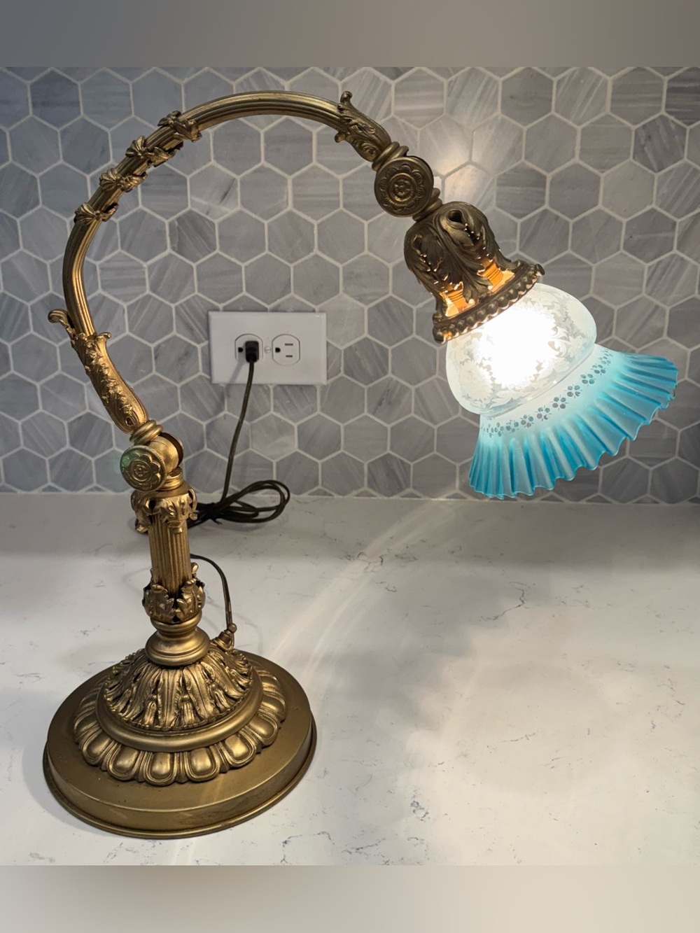 Antique Late 1800’s Swivel Bridge Piano Lamp Blue Ruffled Art Glass Working Cast